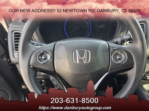Used 2019 Honda HR-V LX image 10