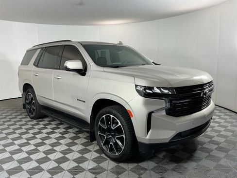 Used 2023 Chevrolet Tahoe RST w/ Luxury Package AWD/4WD image 3
