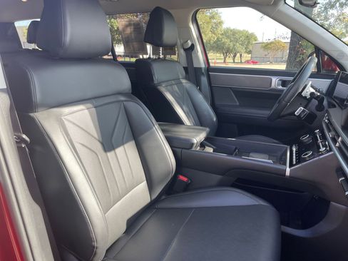 Used 2025 Hyundai Santa Fe SEL image 35