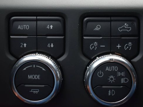 Used 2024 GMC Sierra 3500 Denali Ultimate AWD/4WD image 20