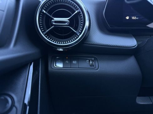 Used 2025 Chevrolet Equinox LT image 13