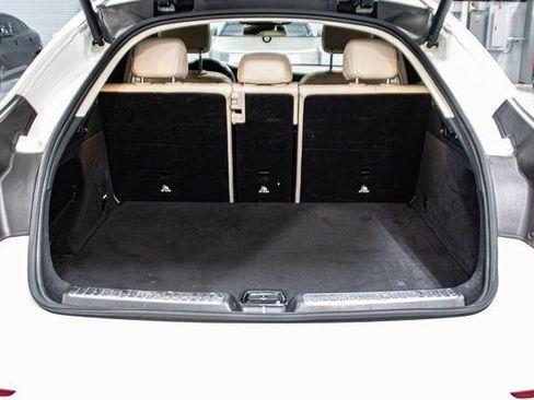 Used 2019 Mercedes-Benz GLC 300 4MATIC Coupe image 13