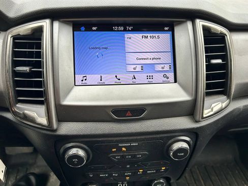 Used 2019 Ford Ranger XLT w/ Equipment Group 302A Luxury AWD/4WD image 11