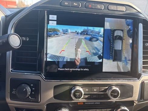 Used 2022 Ford F250 Lariat w/ Tremor Off-Road Package image 11