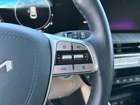 Certified 2023 Kia Telluride SX Prestige AWD/4WD image 28