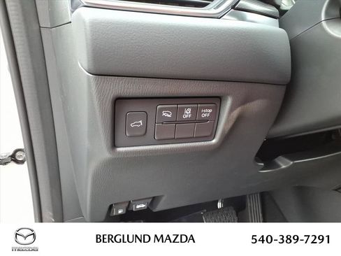 New 2025 MAZDA CX-5 Carbon Edition image 13