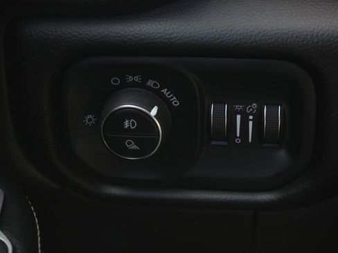 Used 2024 RAM 3500 Laramie w/ Night Edition image 18