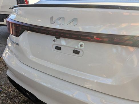 Used 2024 Kia Forte GT-Line w/ GT-Line Premium Package image 14