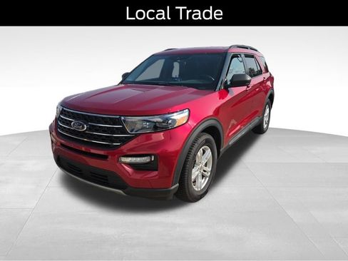 Used 2020 Ford Explorer XLT w/ Equipment Group 202A AWD/4WD image 7