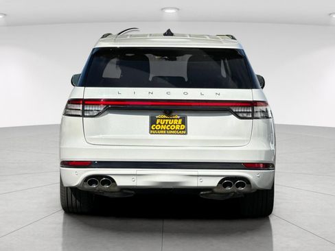 New 2026 Lincoln Aviator Reserve AWD/4WD image 4