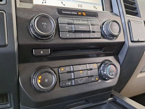Used 2018 Ford F150 XL w/ Equipment Group 101A Mid AWD/4WD image 16