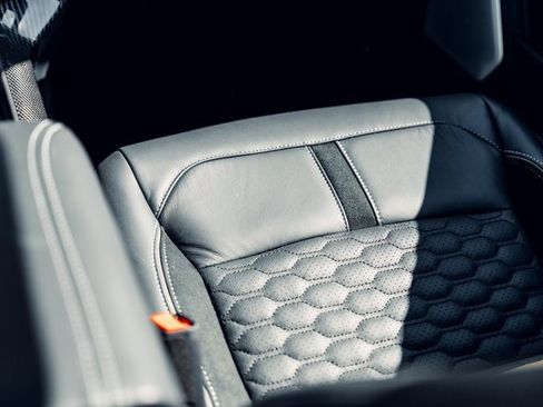 New 2025 Ford F150 Lariat w/ Equipment Group 502A High image 32