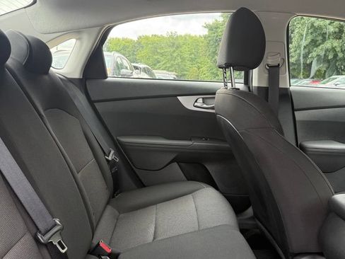 Used 2023 Kia Forte LXS FWD image 10
