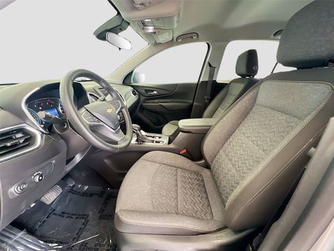 Used 2023 Chevrolet Equinox LT AWD/4WD image 5