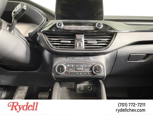 Used 2025 Ford Escape ST-Line Select AWD/4WD image 15
