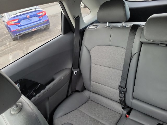 Used 2019 Kia Niro EX FWD image 12