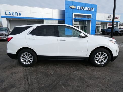 Used 2018 Chevrolet Equinox LT image 4