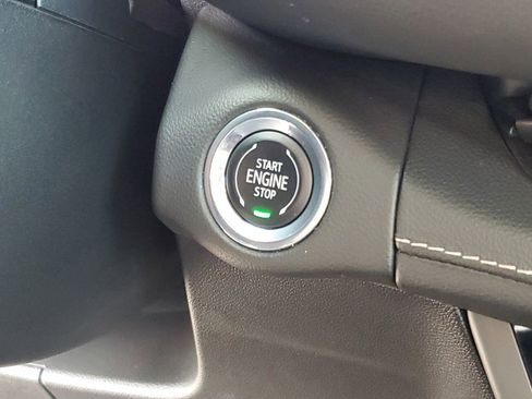 Used 2023 Buick Envision Essence AWD/4WD image 15