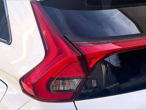 Used 2018 Mitsubishi Eclipse Cross AWD image 23