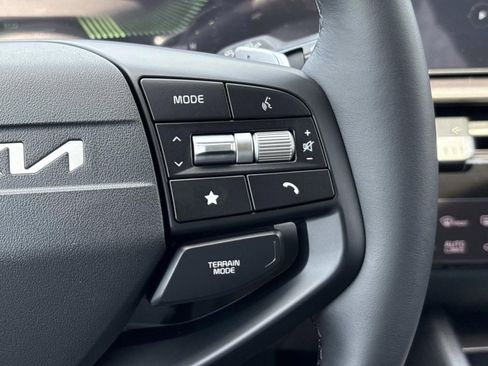 New 2026 Kia Sportage EX AWD/4WD image 22