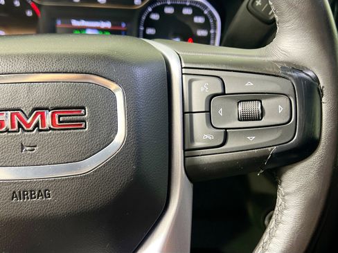 Used 2020 GMC Sierra 1500 SLE w/ SLE Value Package image 19