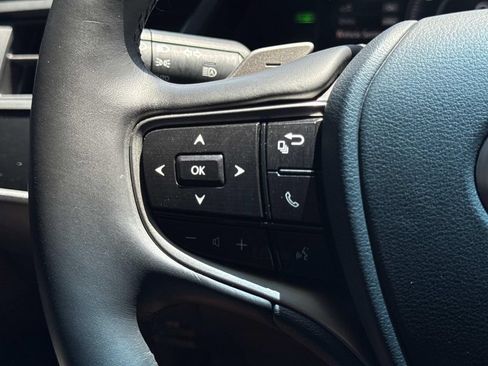 Used 2025 Lexus ES 300h w/ Premium Package FWD image 19