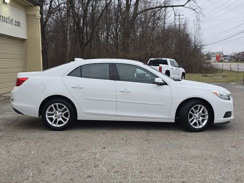 Used 2015 Chevrolet Malibu LT w/ Power Convenience Package image 8