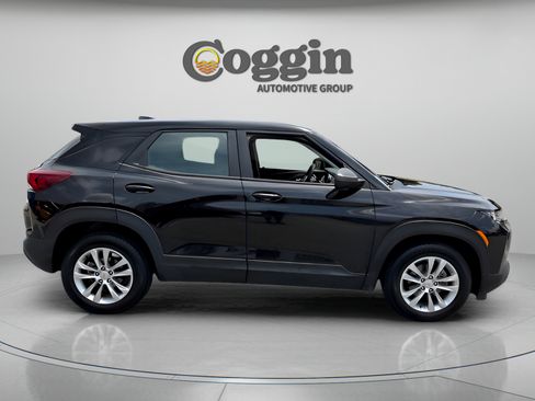 Used 2022 Chevrolet TrailBlazer LS FWD image 6