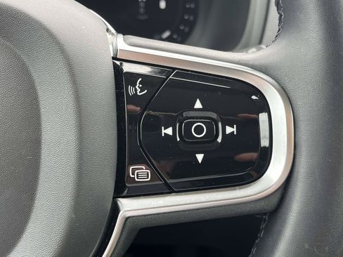 Certified 2023 Volvo XC90 B5 Plus w/ Protection Package AWD/4WD image 25