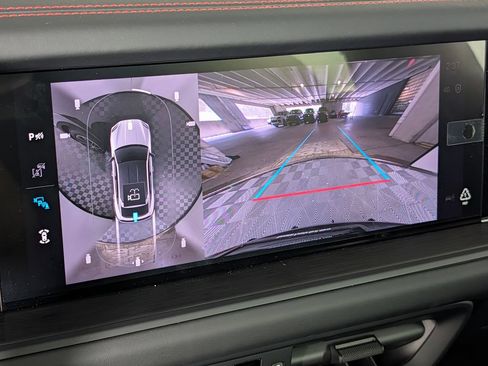 New 2026 Porsche Cayenne GTS AWD/4WD image 30