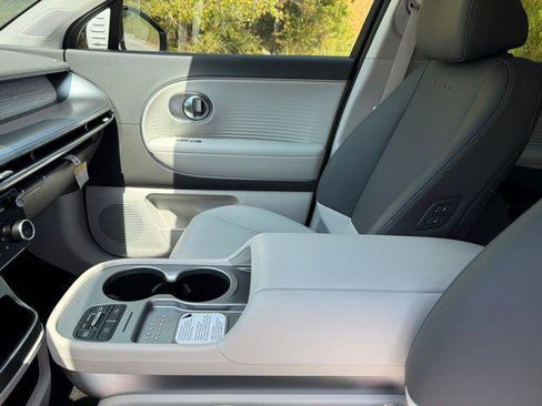 New 2026 Hyundai Ioniq 9 SEL image 23