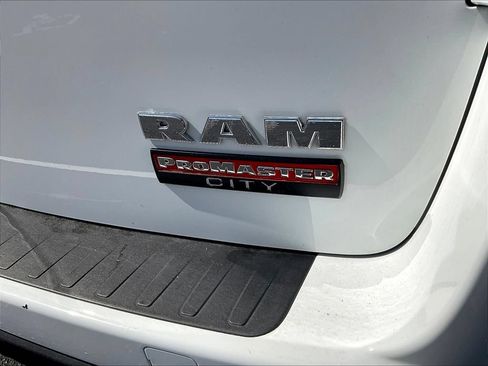 Used 2022 RAM ProMaster City Tradesman FWD image 21