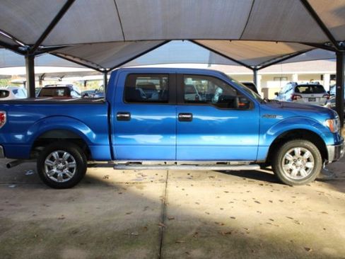 Used 2011 Ford F150 XLT w/ XLT Chrome Pkg image 6