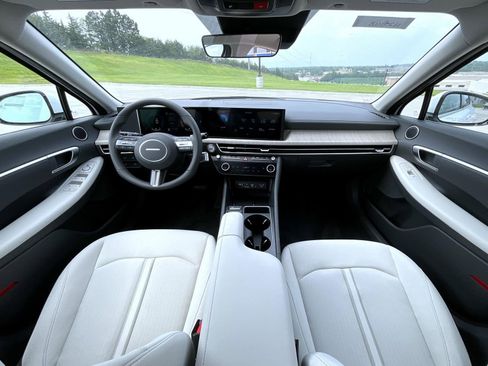 New 2025 Hyundai Sonata SEL image 13