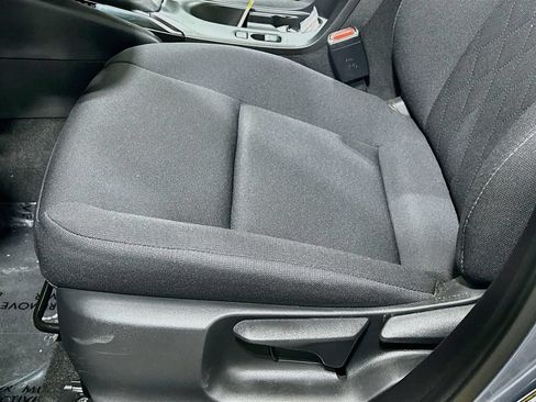 Used 2025 Toyota Corolla LE w/ LE Premium Package FWD image 16