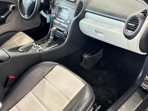 Used 2006 Mercedes-Benz SLK 55 AMG image 22