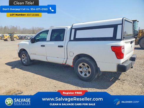 Used 2017 Nissan Titan S image 3