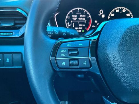 Used 2025 Honda Pilot EX-L image 24