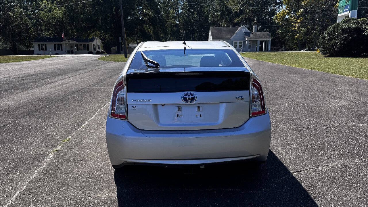Used 2012 Toyota Prius Two FWD image 7