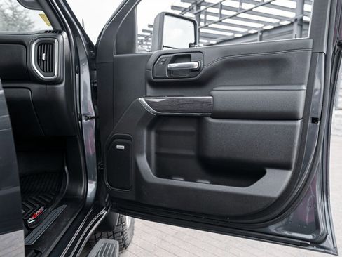 Used 2020 Chevrolet Silverado 2500 LTZ w/ LTZ Premium Package image 41