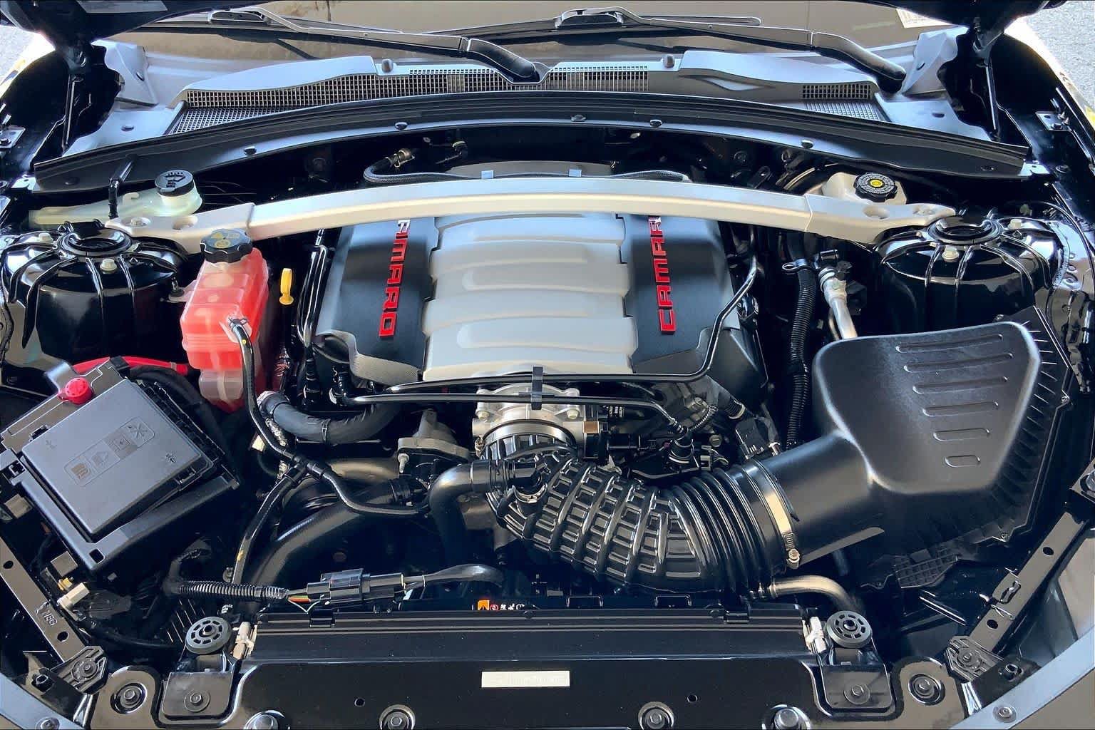 Used 2021 Chevrolet Camaro SS RWD image 30