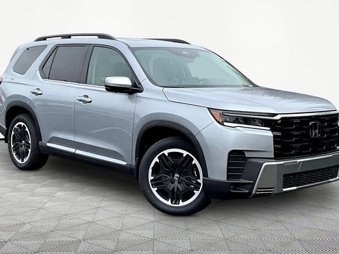 New 2026 Honda Pilot image 2