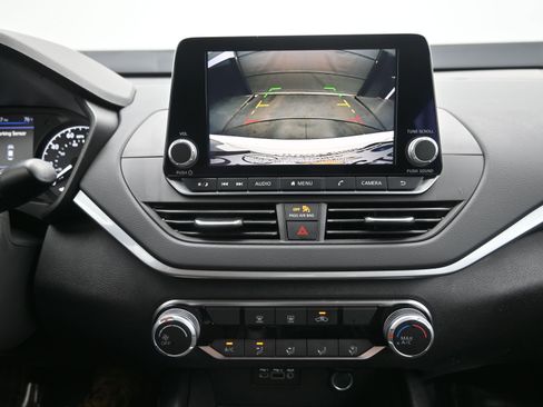 Certified 2025 Nissan Altima 2.5 S image 15