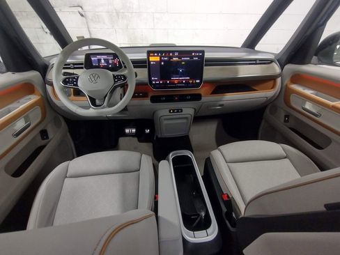 New 2025 Volkswagen ID. Buzz 1st Edition image 44