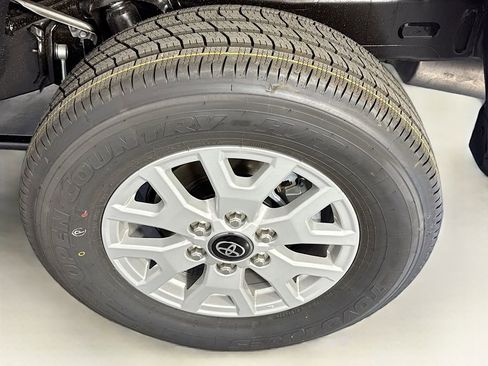 New 2026 Toyota Tacoma SR5 image 31