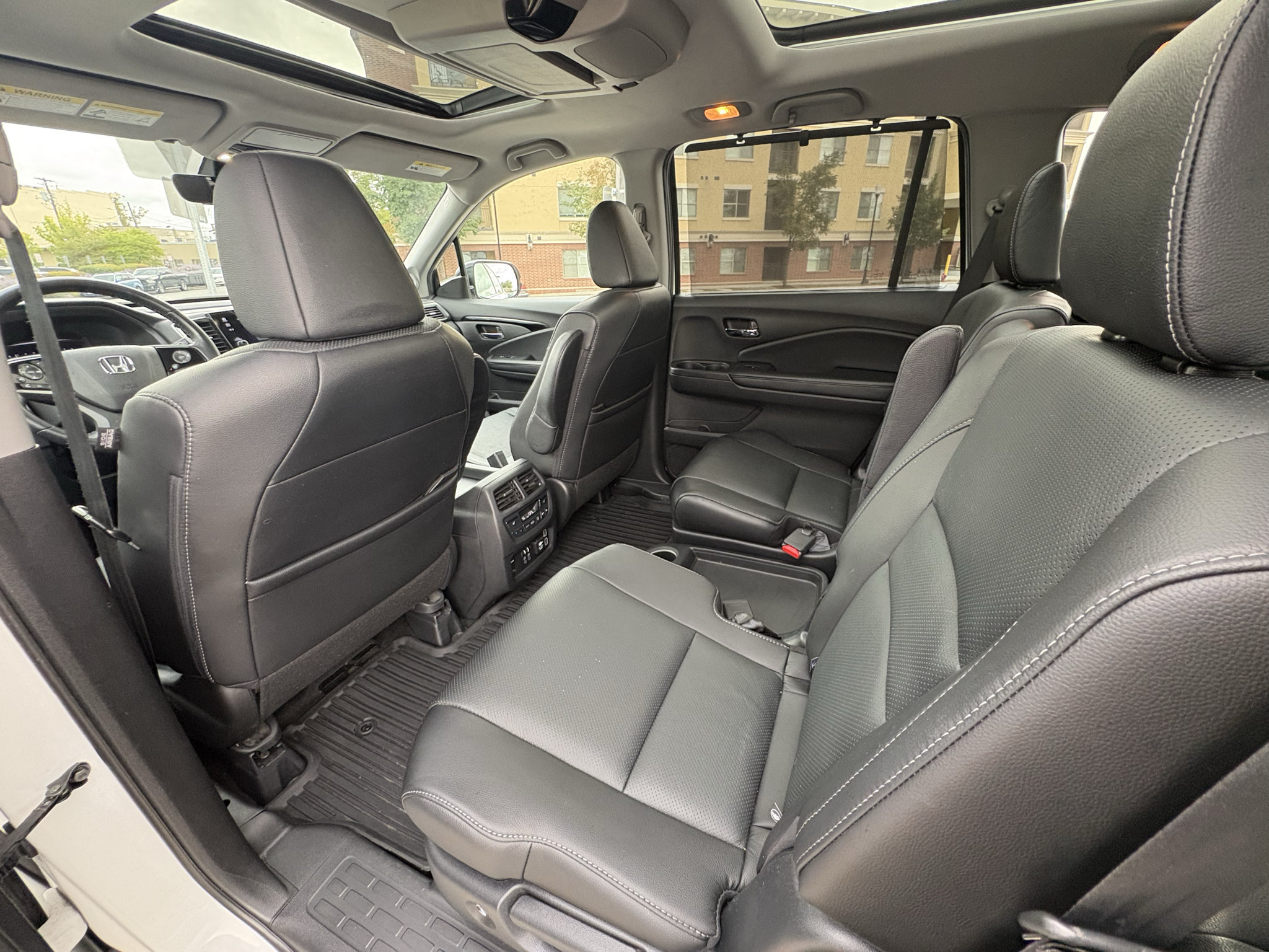 Used 2021 Honda Pilot Elite image 23