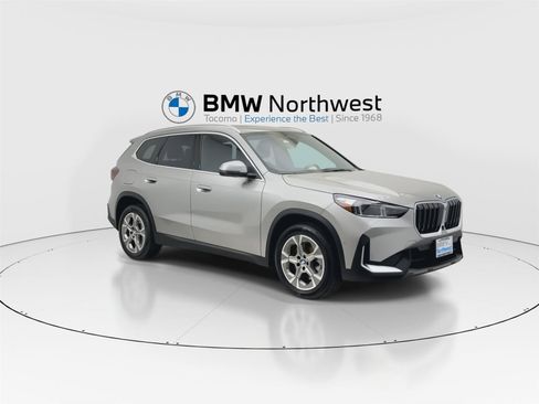 Used 2023 BMW X1 xDrive28i w/ Premium Package AWD/4WD image 6