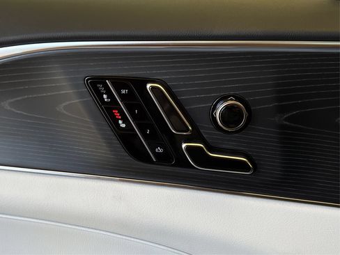 New 2026 Cadillac Lyriq Sport RWD image 29