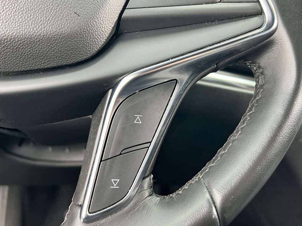 Used 2023 Cadillac XT5 Luxury AWD/4WD image 27