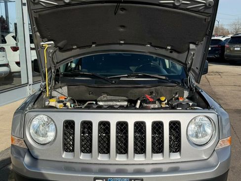 Used 2016 Jeep Patriot Latitude image 8